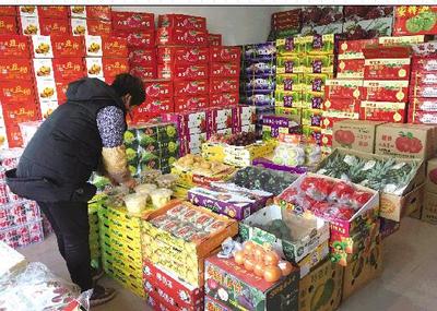 水果礼盒成水果店主推产品，日销高达两万元